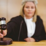 Судей дисквалифицировали за покровительство родственникам и личные связи